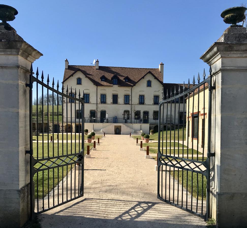 Domaine De Rymska & Spa - Relais & Chateaux Saint-Jean-de-Trezy Exterior photo